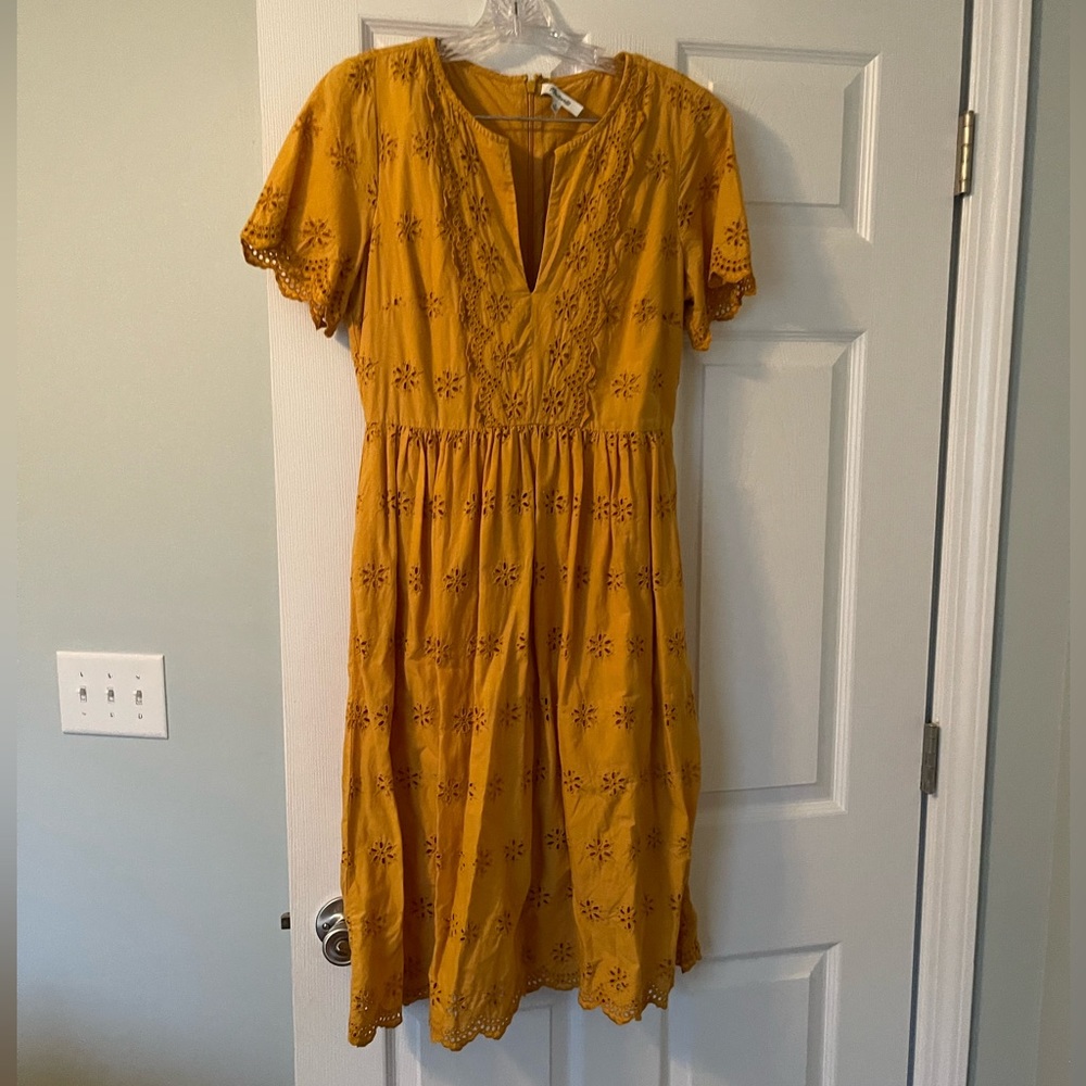 Madewell Scalloped Eyelet MIDI dress